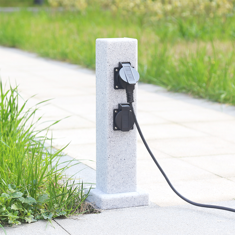 Outdoor Power Outlet - Vertikale Steckdose PE wasserdichte Außensteckdose für